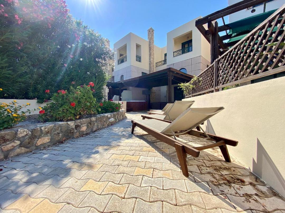 Athina Kiotari Exterior foto