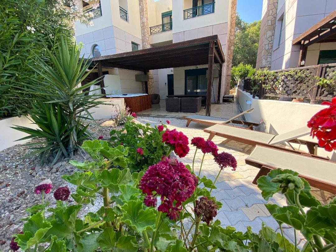 Athina Kiotari Exterior foto