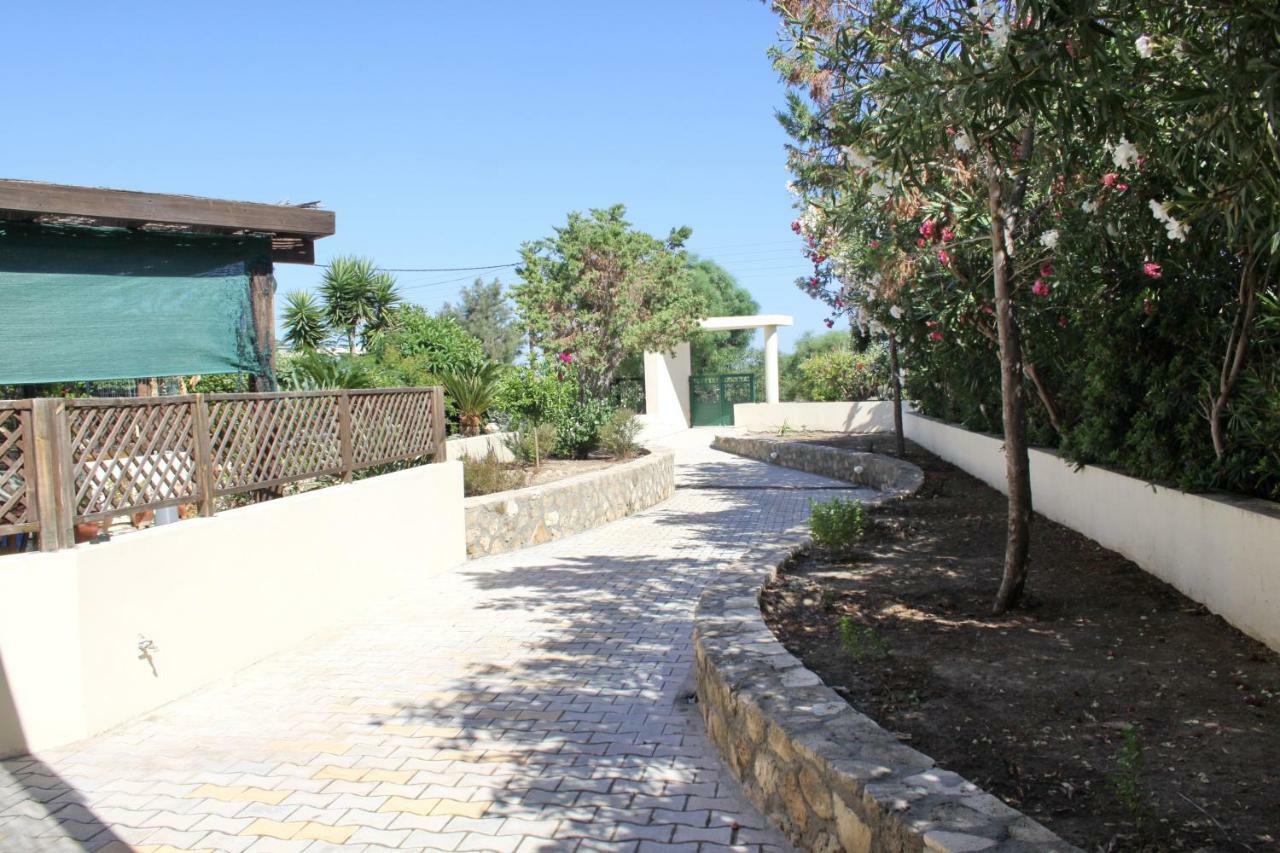 Athina Kiotari Exterior foto